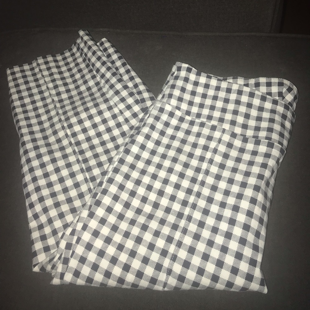 EUC Jules & Leopold stretch gingham capri pants